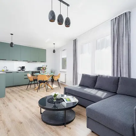 Cracow Apartment Bronowicka With Parking By Noclegi Renters Krasków Eksteriør bilde